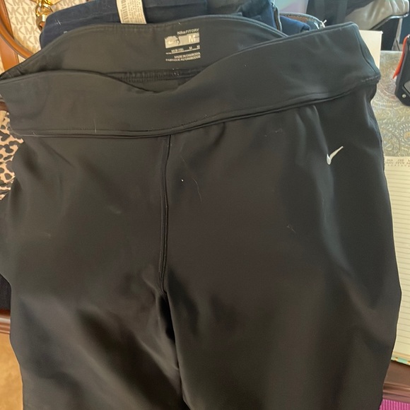 NIKE | Fit Dry wide leg full length stretch pants - Picture 2 of 9